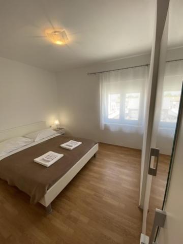Apartments Zvonimir Privlaka  Exterior foto